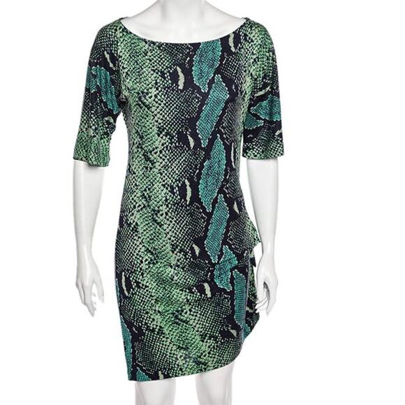 Diane Von Furstenberg Dresses & Skirts - DIANE VON FURSTENBERG 100% silk stretch green black snakeskin print dress